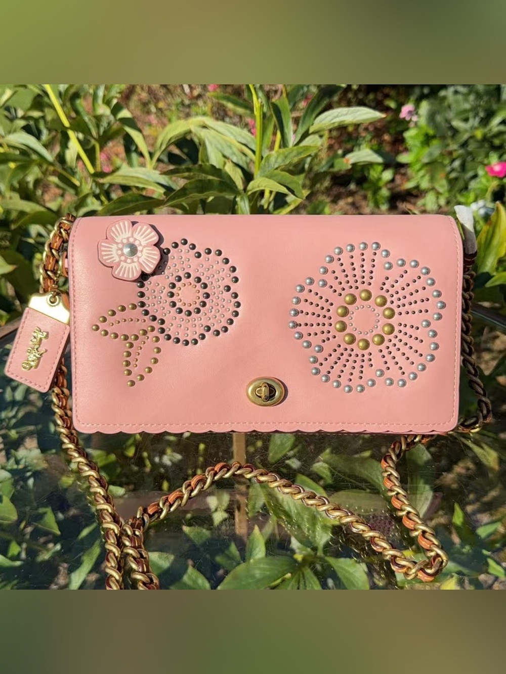 Coach Dinky With Tea Rose Rivets 26892